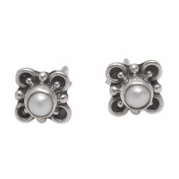 Loop Motif Cultured Pearl Stud Earrings from Bali - Cute Glow