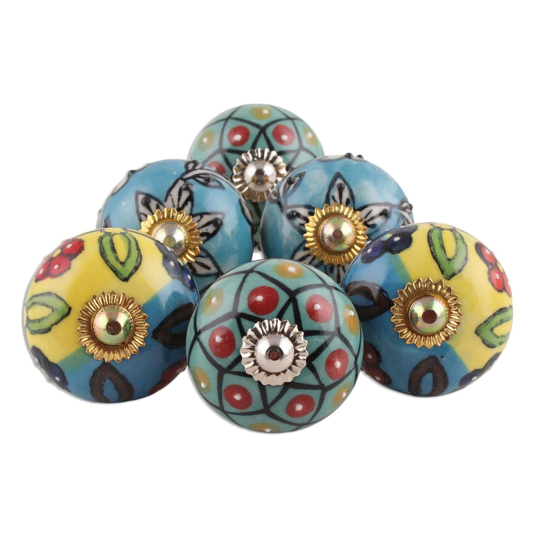 Vibrant Floral Ceramic Knobs (Set of 6) - Charming Globes