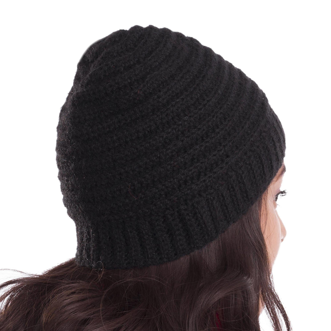 Ribbed Hand-Crocheted Alpaca Blend Hat in Black from Peru - Chic Pattern