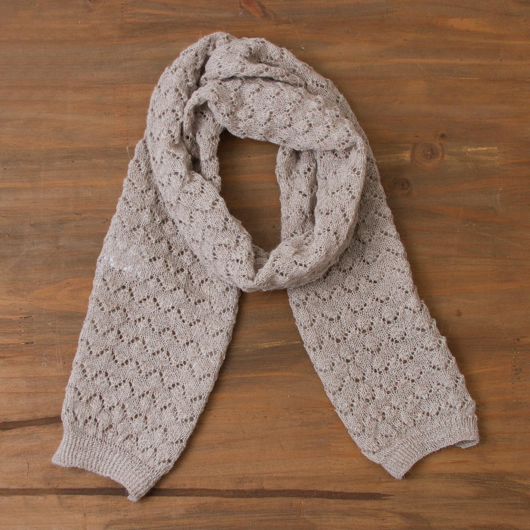 Taupe Wind