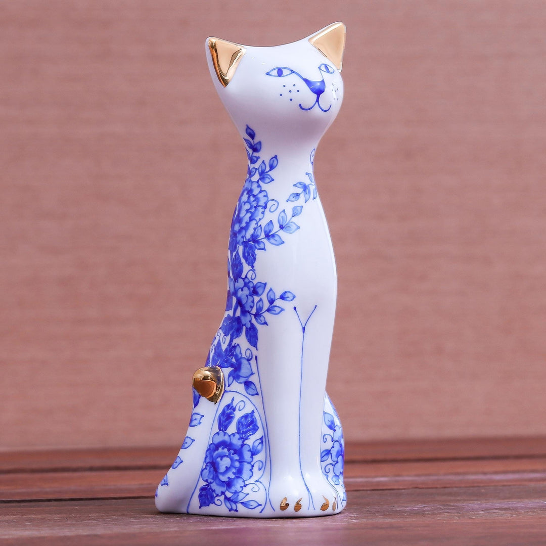 Regal Cat