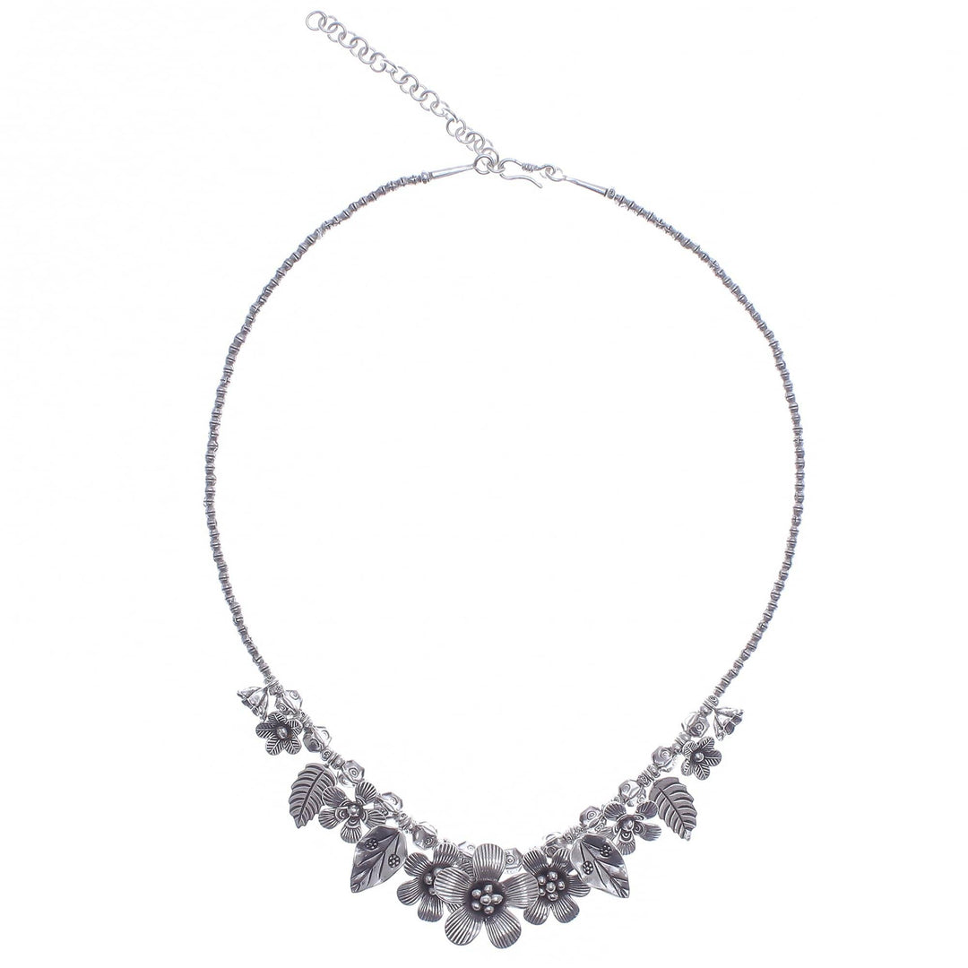Silver 950 Flower Motif Pendant Necklace from Thailand - Nature's Miracle