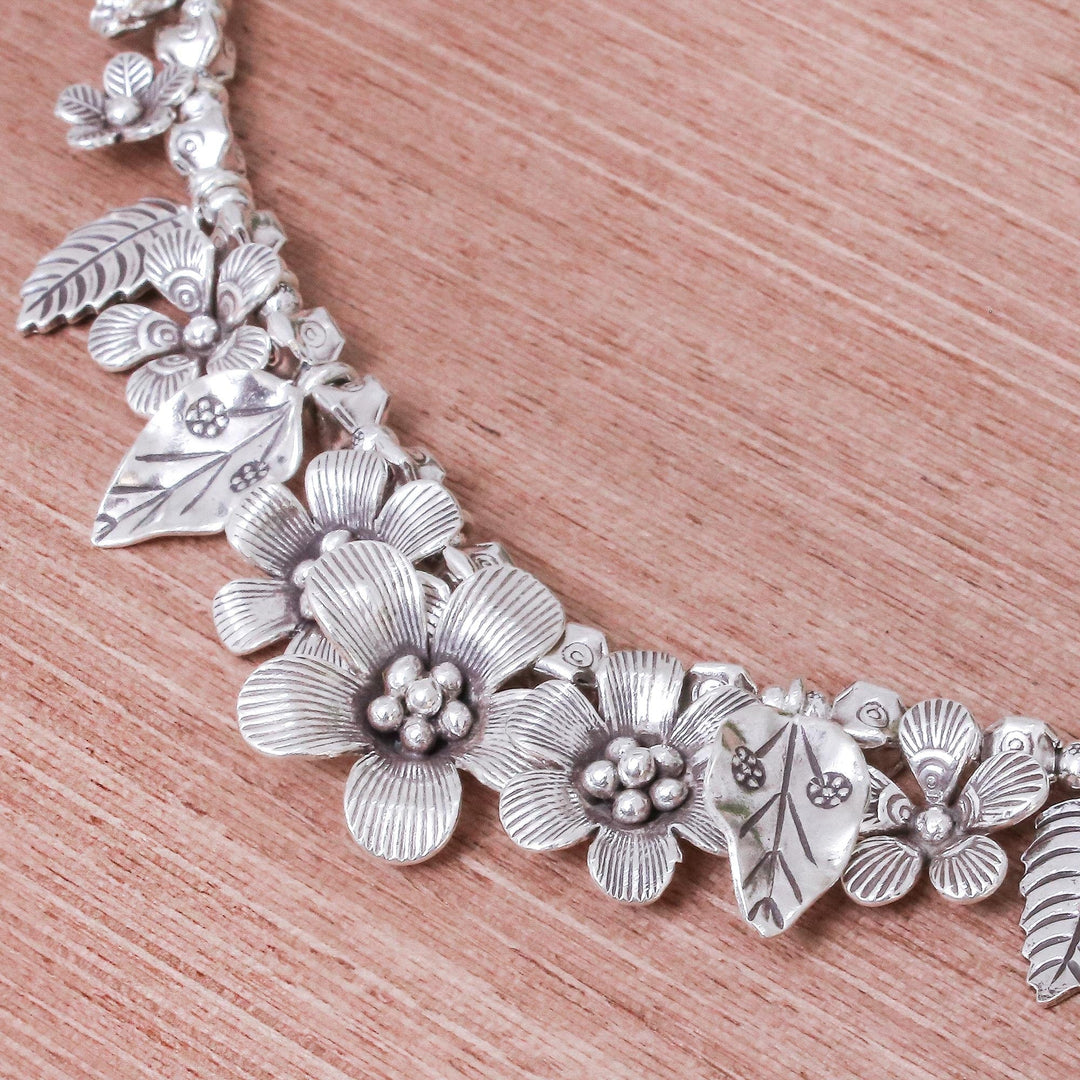Silver 950 Flower Motif Pendant Necklace from Thailand - Nature's Miracle