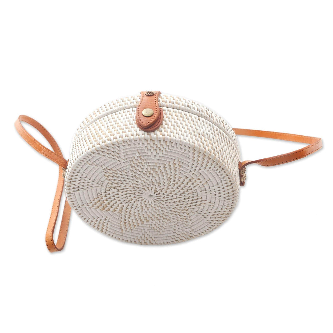 White Flower Pattern Round Woven Bamboo Shoulder Bag - White Flower