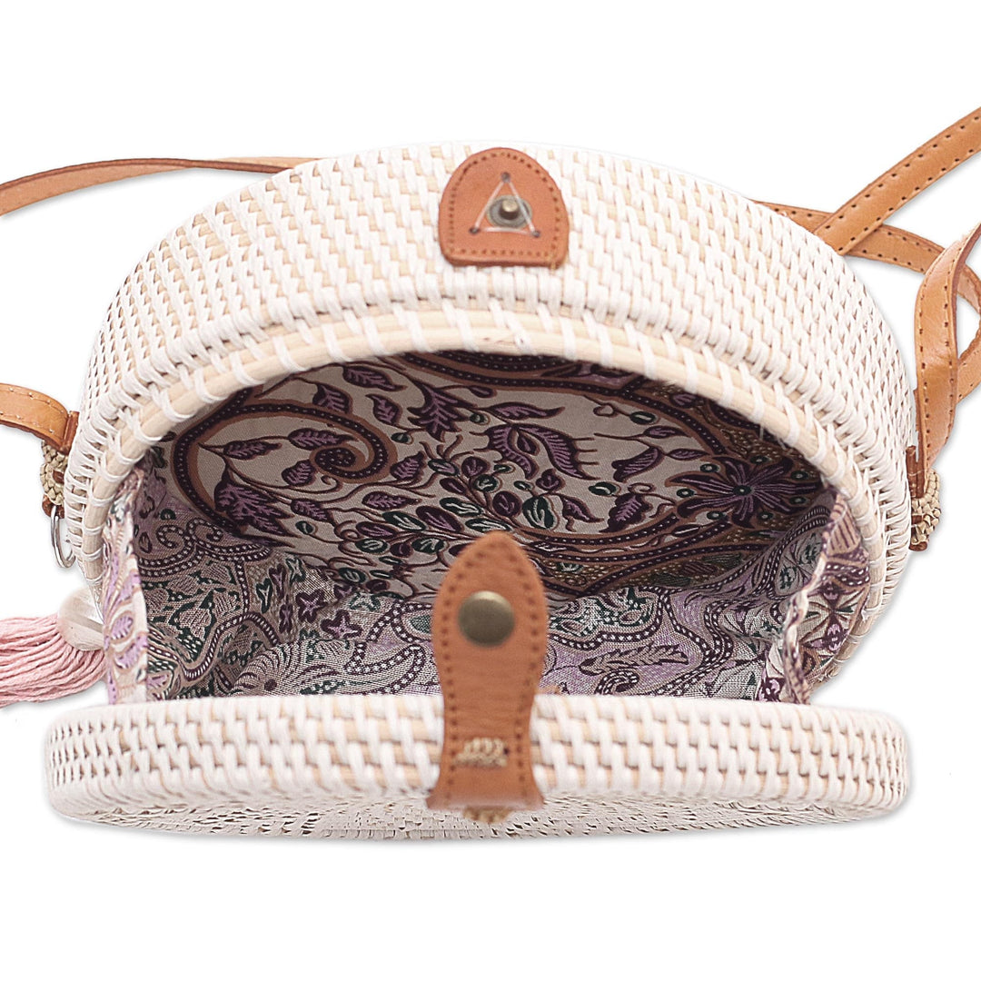 White Flower Pattern Round Woven Bamboo Shoulder Bag - White Flower