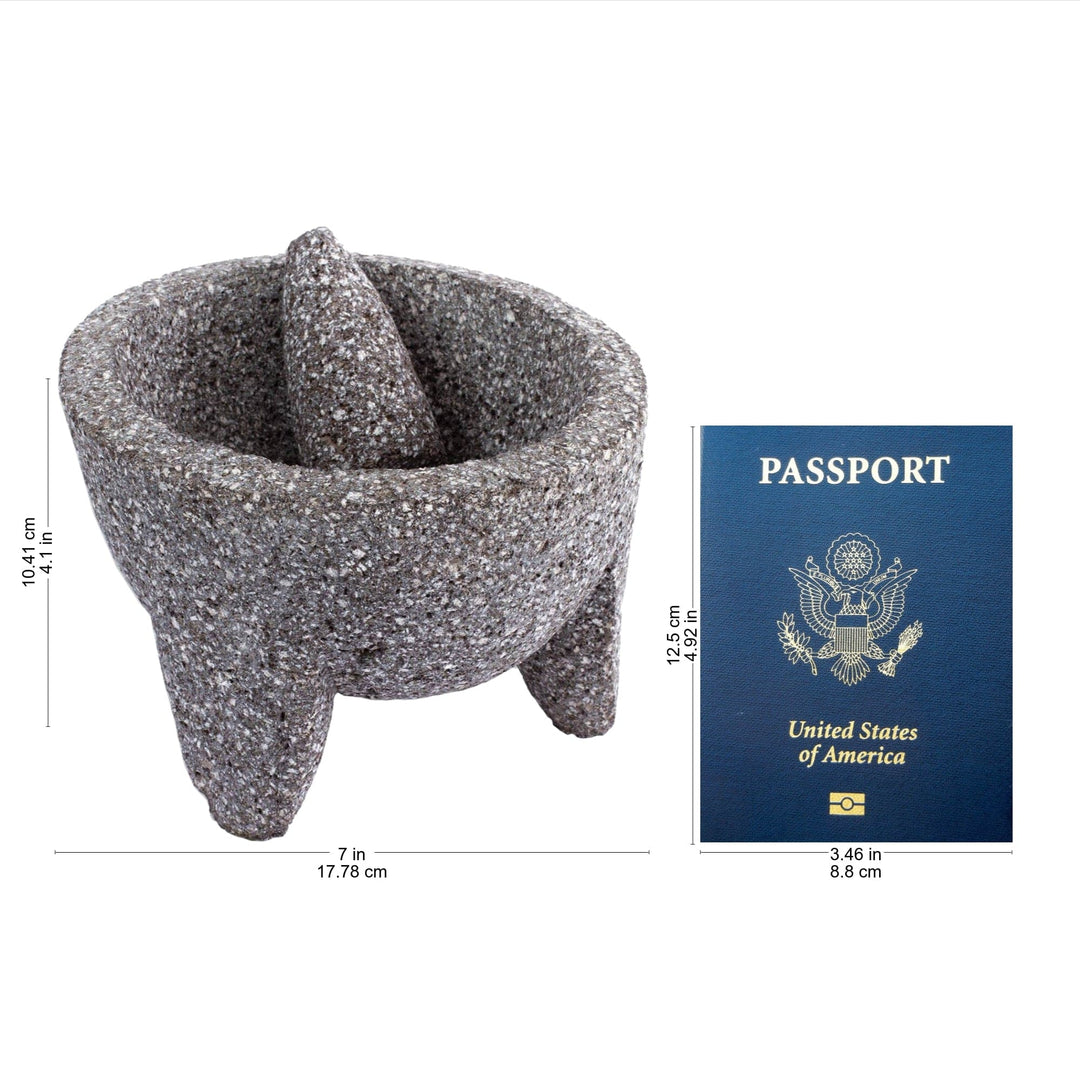 Traditional Basalt Mexican Molcajete - Grand Tradition II