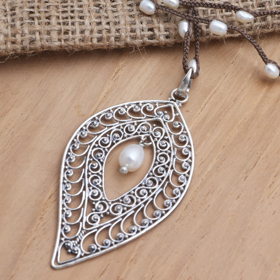 Sterling Silver and Cultured Pearl Pendant Necklace - Miana Leaves