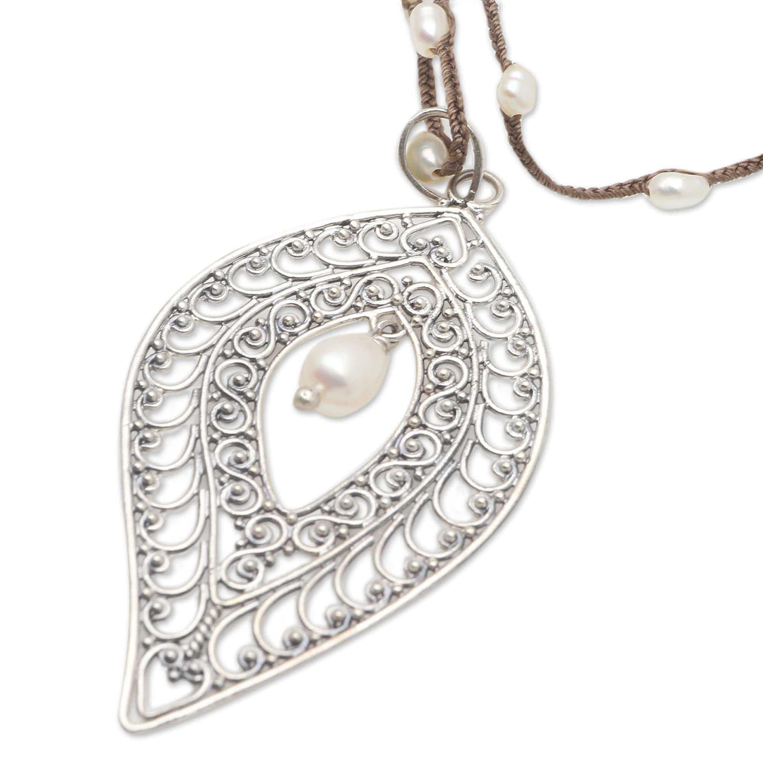 Sterling Silver and Cultured Pearl Pendant Necklace - Miana Leaves