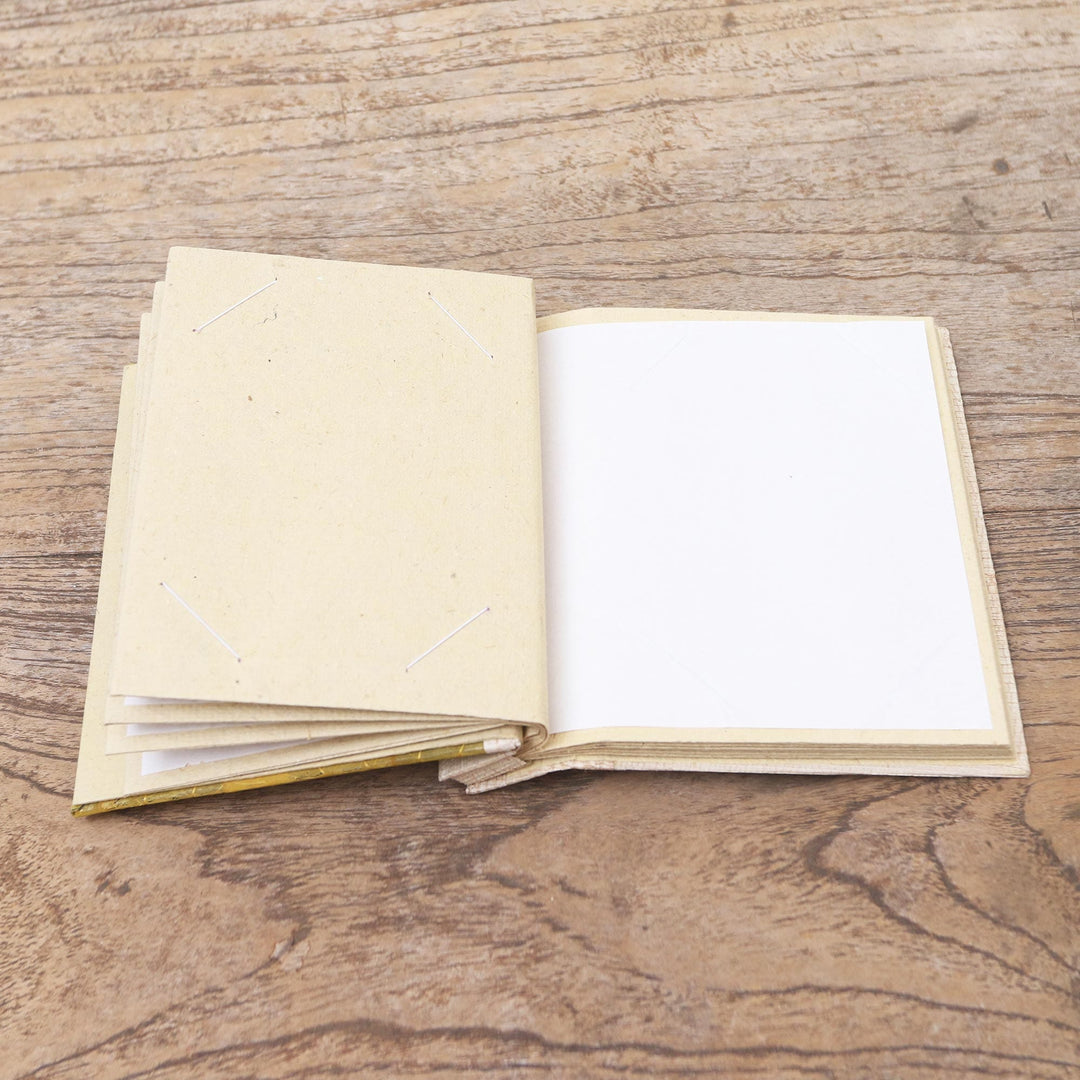 Natural Fiber Leaf-Motif Photo Album from Bali - Autumn Spirit in Yellow