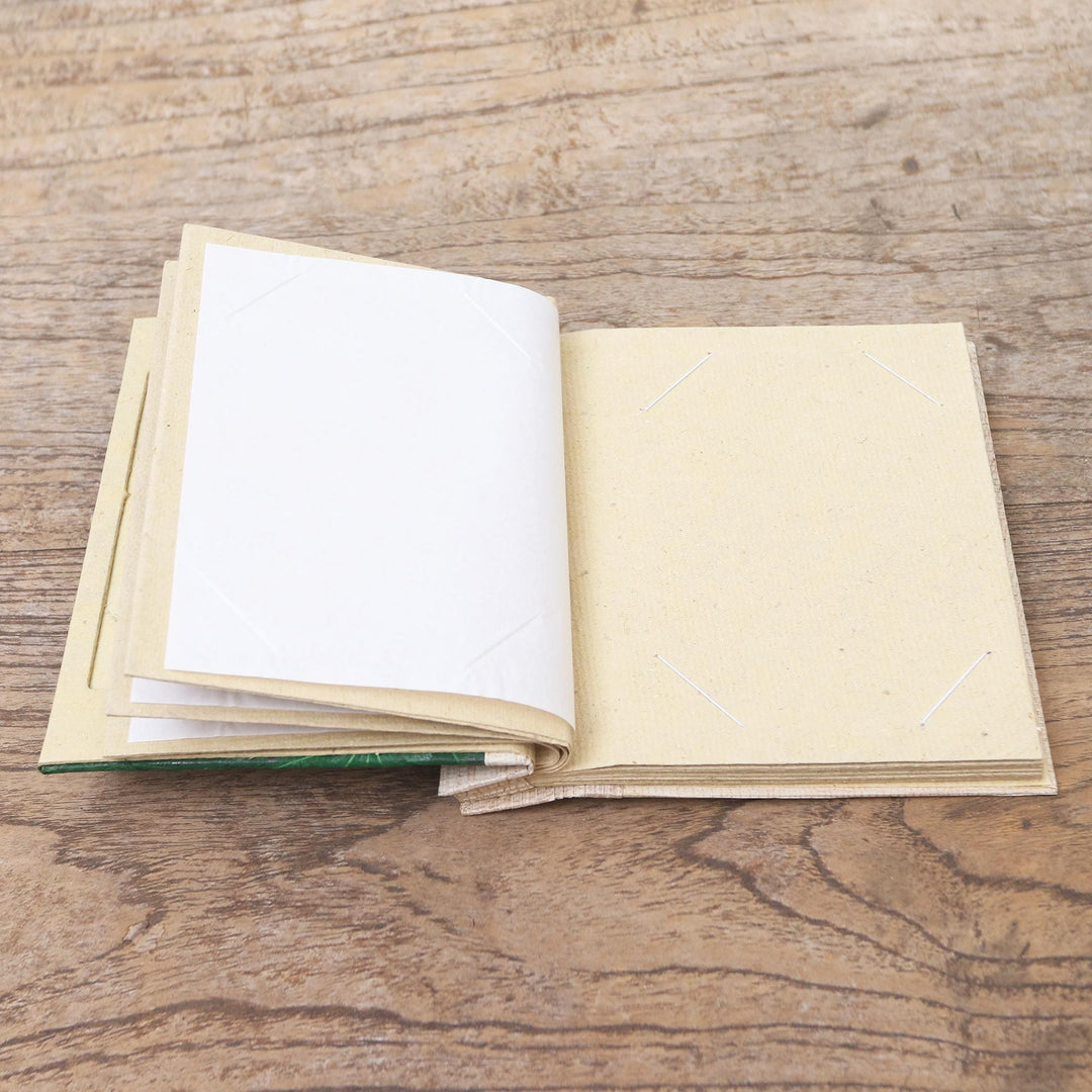 Green Natural Fiber Leaf-Motif Photo Album - Autumn Spirit in Green