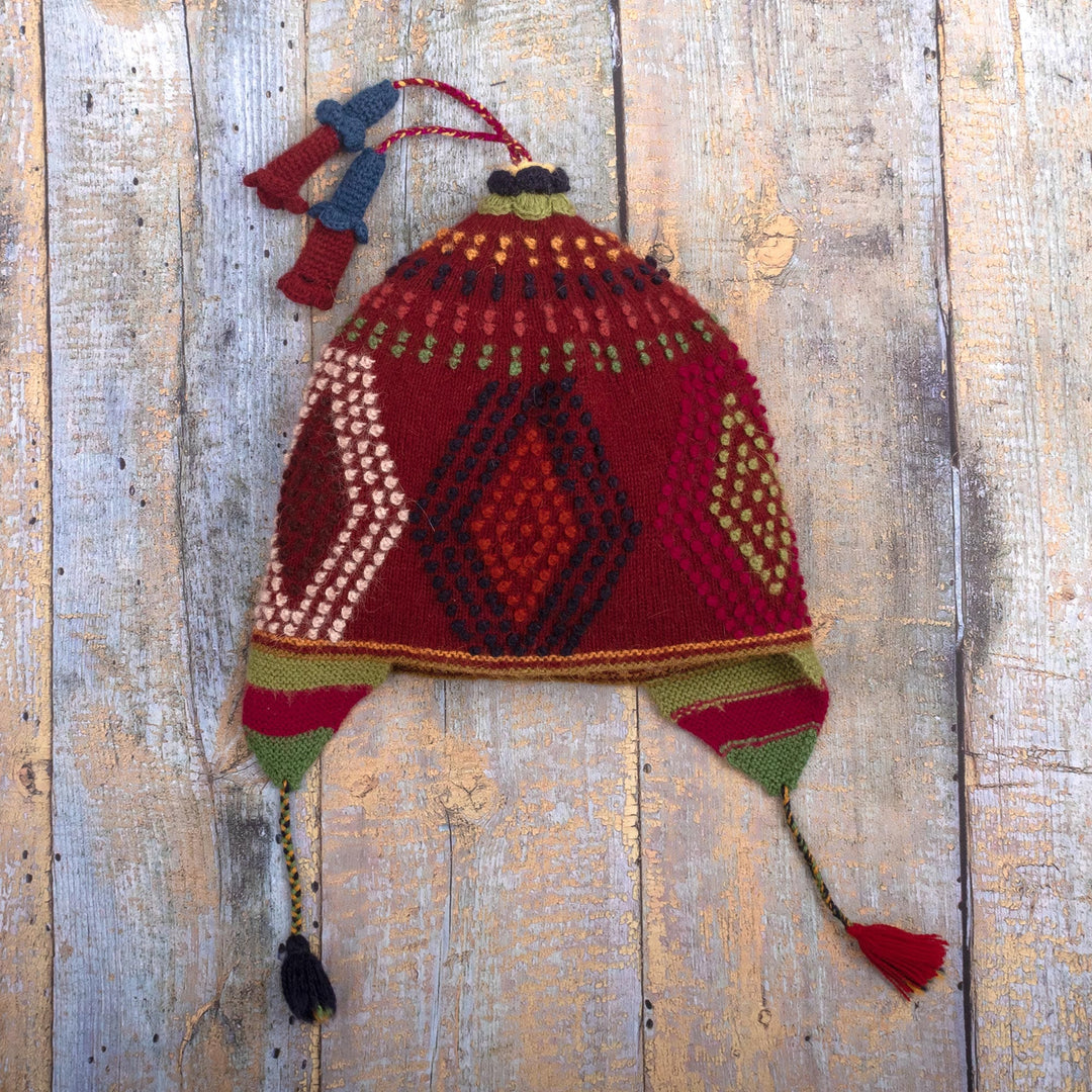 100% Baby Alpaca Peruvian Cap With Ear Flaps and Tassels - Cantuta Flower