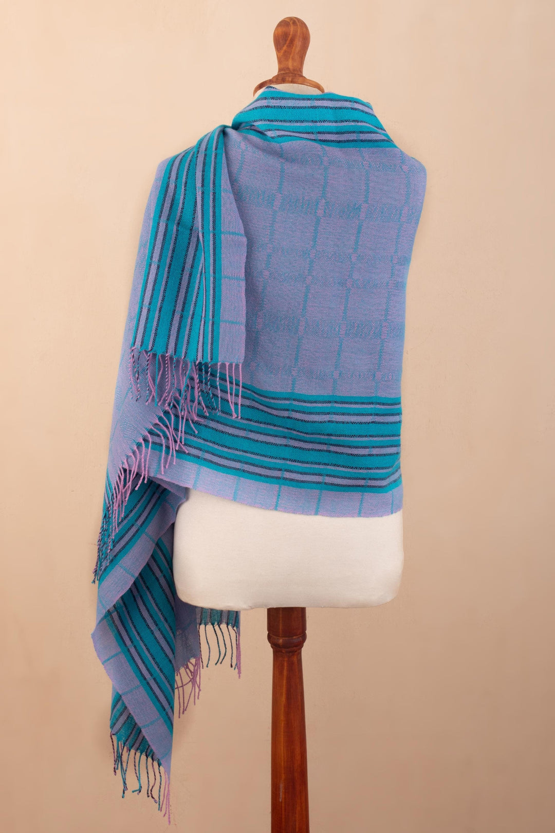 Handloomed Baby Alpaca Shawl - Lilac Illusion