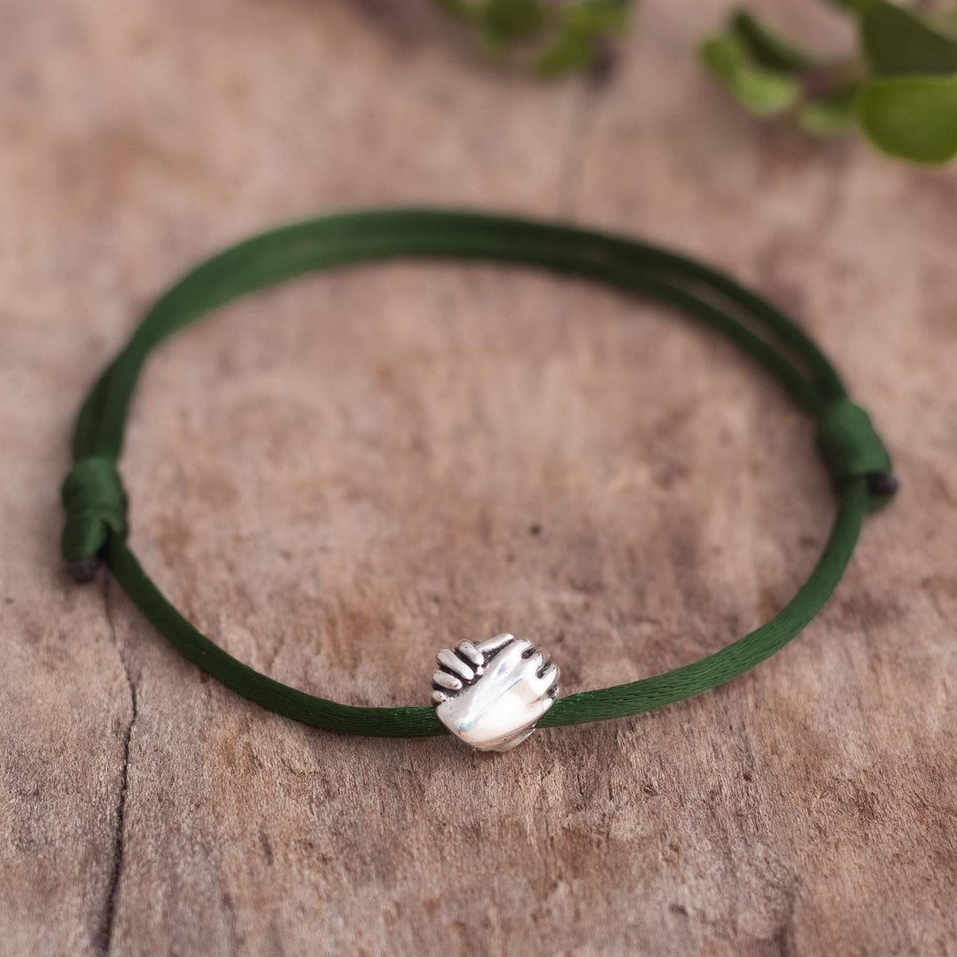 Pendant Bracelet with Sterling Silver Hands - Join Hands in Green – GlobeIn