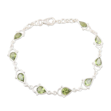 Indian Peridot and Sterling Silver Link Bracelet - Gleaming Drops