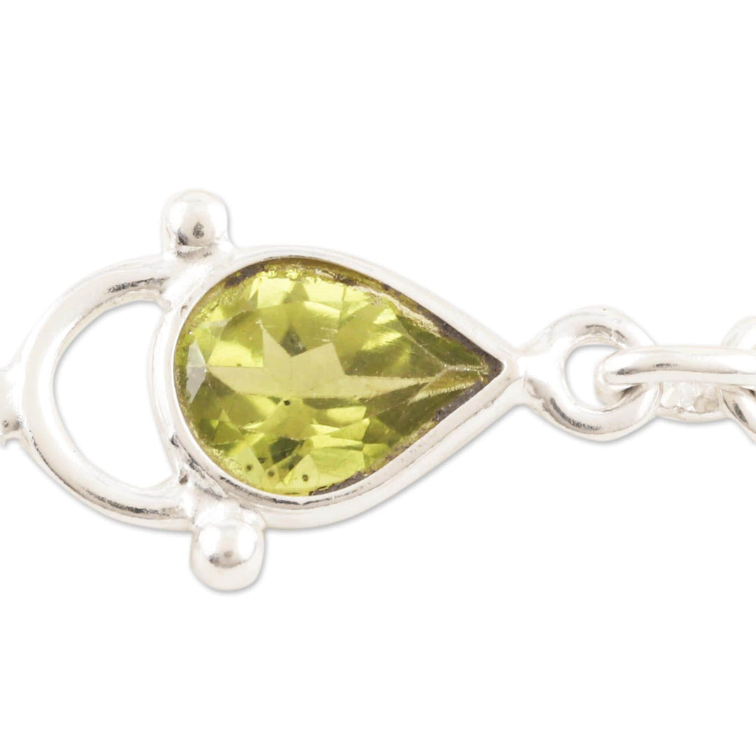 Indian Peridot and Sterling Silver Link Bracelet - Gleaming Drops