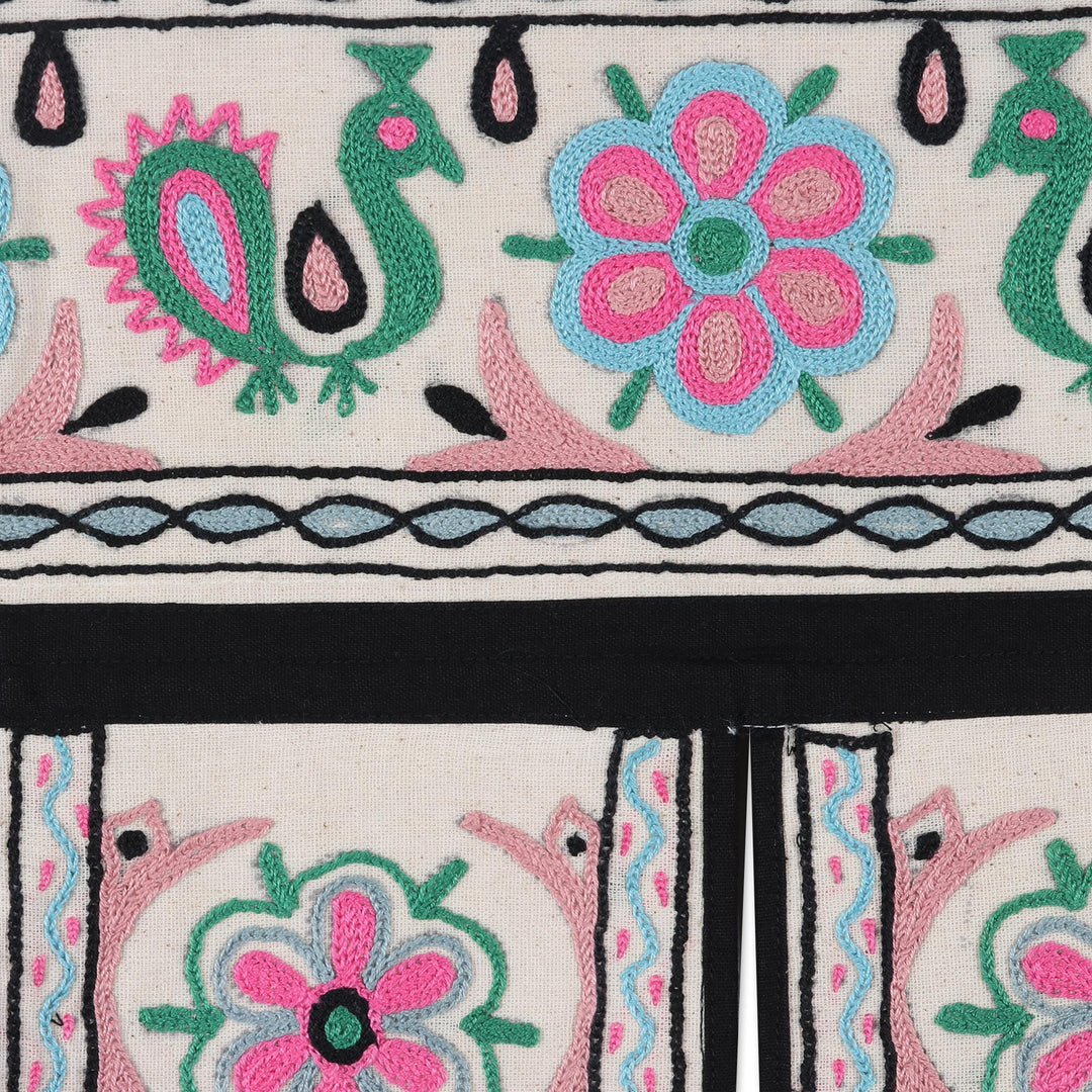 Embroidered Cotton Wall Hanging - Garden Grow
