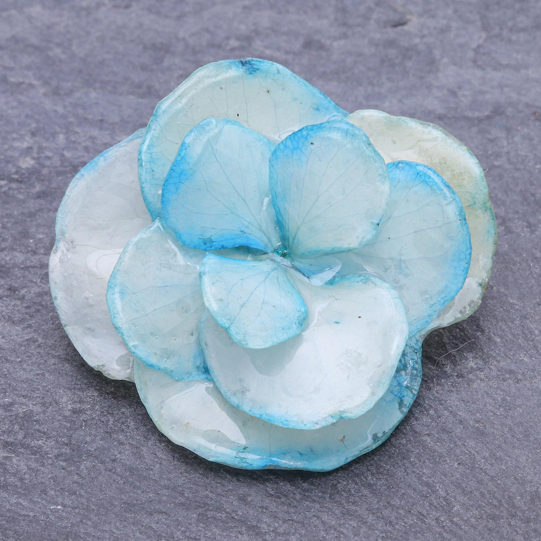 Thai Resin Coated Natural Blue Hydrangea Brooch Pin - Pale Blue Hydrangea