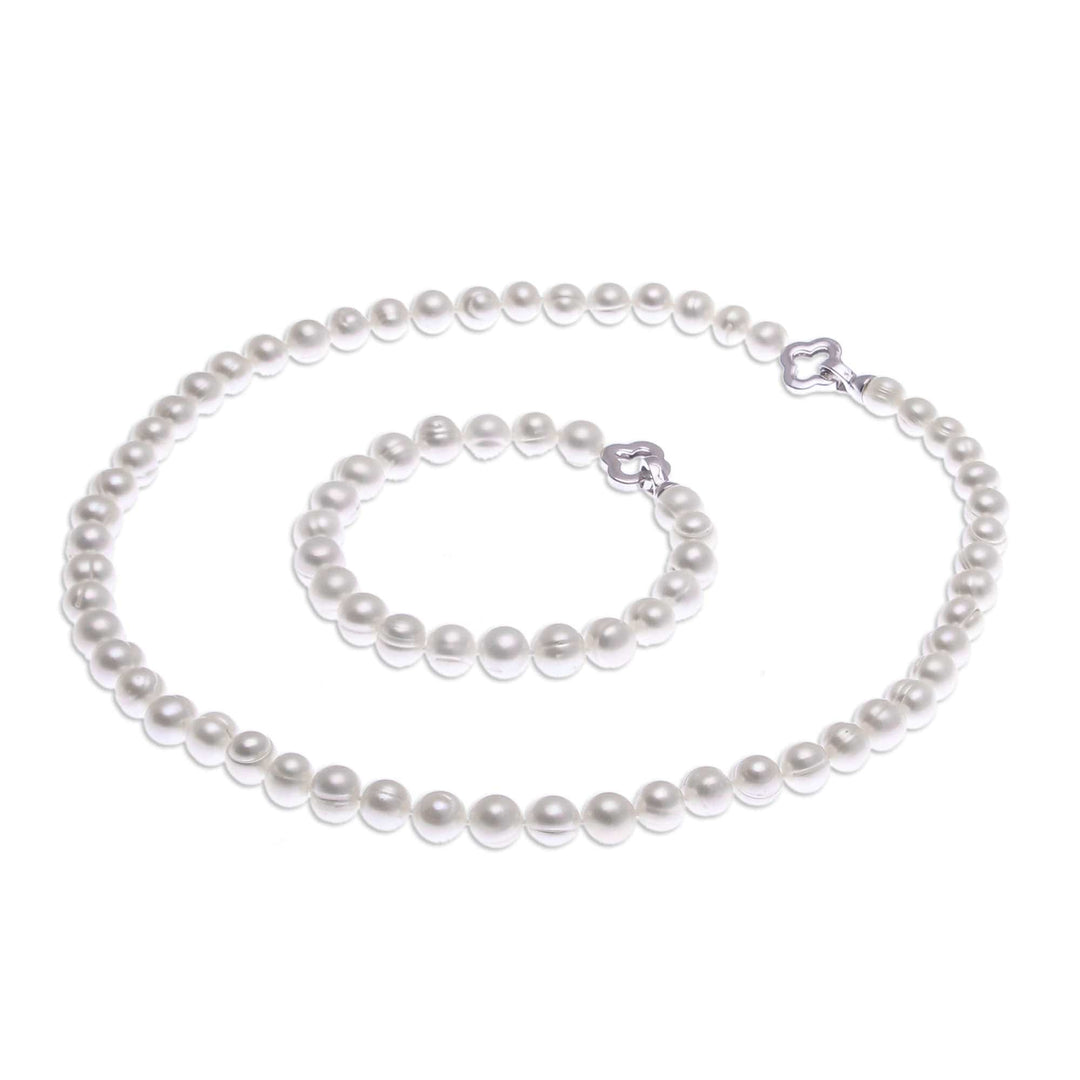 Necklace and Bracelet Set with Cultured Pearls - Precious Dream in White