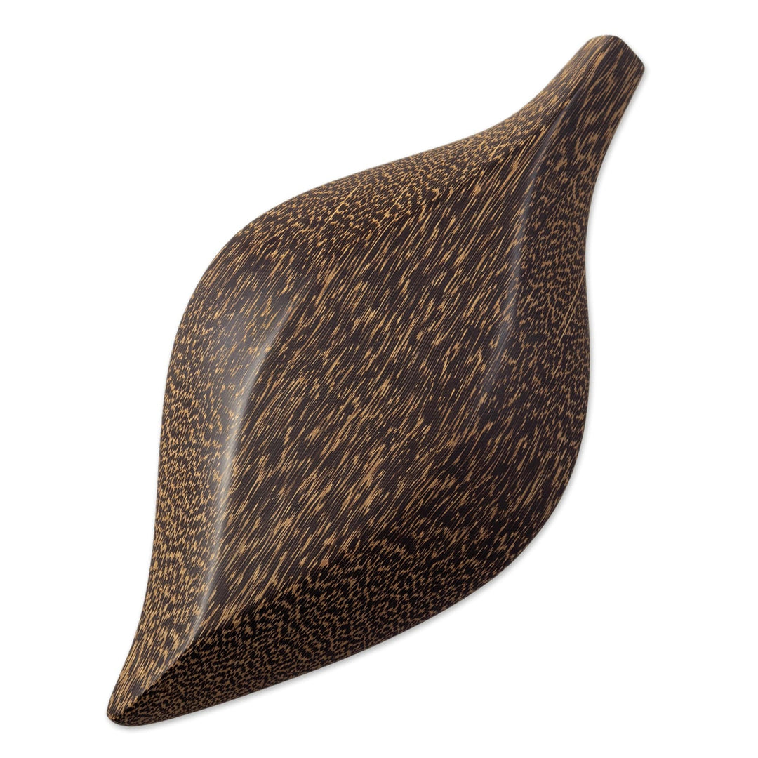 Hand-Carved Chambira Wood Leaf-Shaped Wood Platter - Nature Ritual