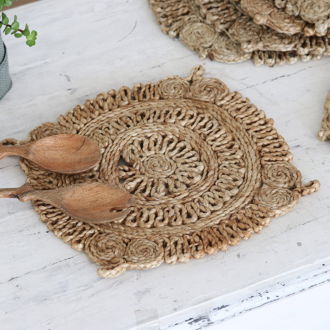 Set of 6 Handcrafted Jute Placemats with Floral Design - Garden Illusion