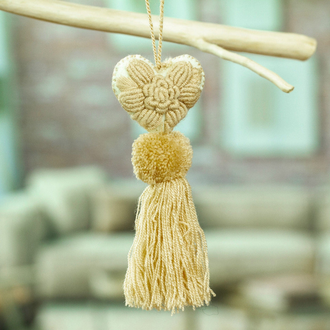 Little Heart in Beige