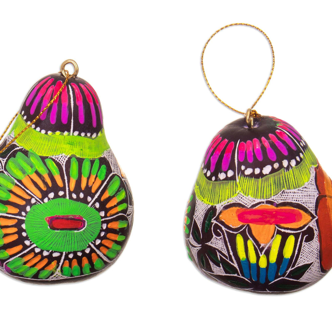 Handcrafted Andean Gourd Ornaments with Flowers (Set of 3) - Soul Flowers