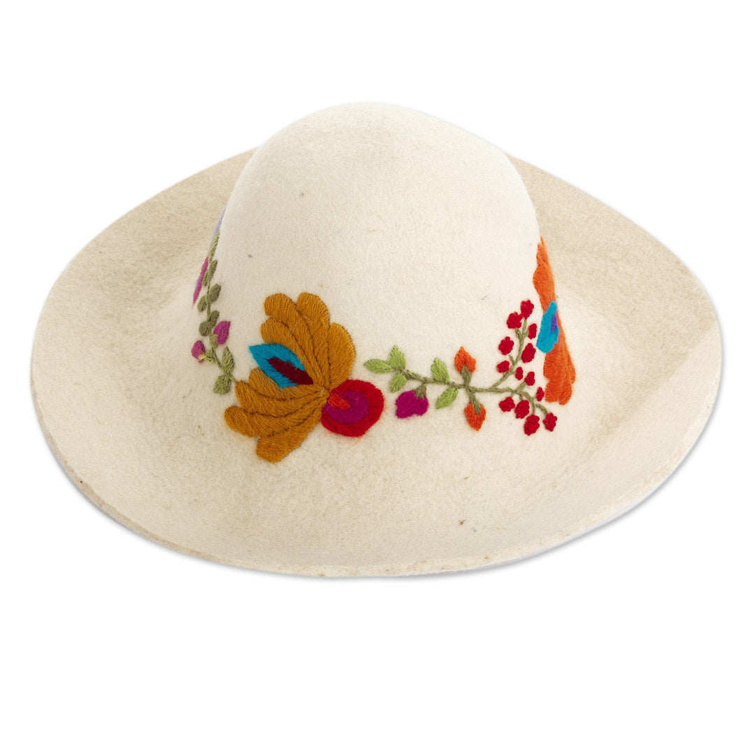 Cusco Handmade Wool Felt Hat in Ivory with Floral Embroidery - Andean Flowers