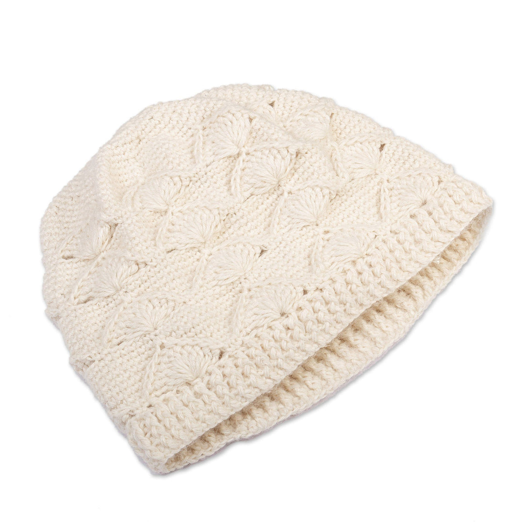Cable Knit Snow White 100% Alpaca Hat Handmade in Peru - Snow Scallops