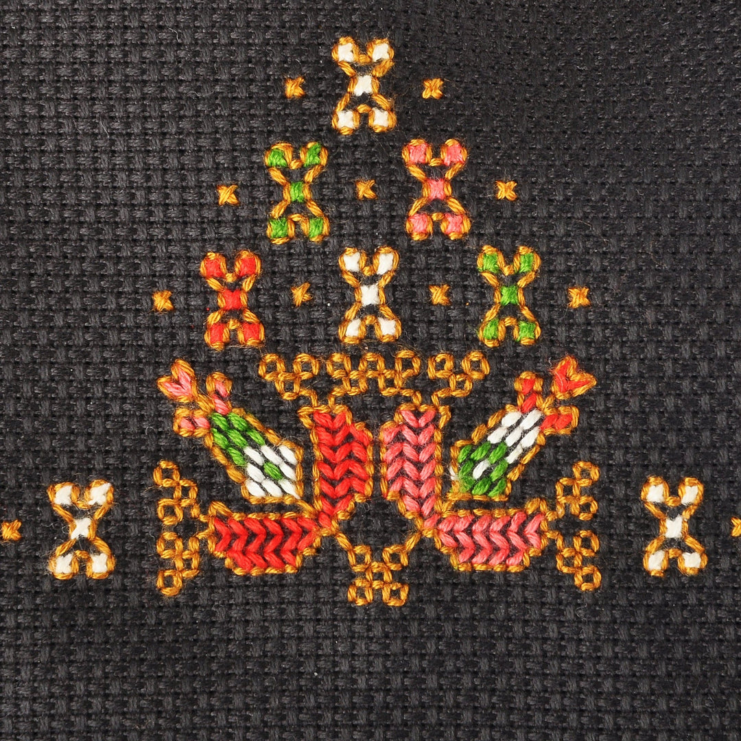 Linen Coin Purse with Traditional Armenian Floral Embroidery - Armenian Garden