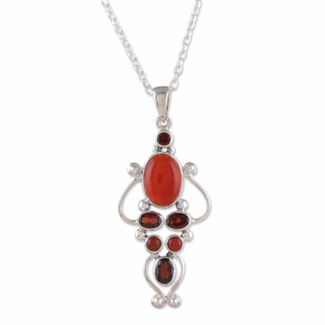 Two-Carat Carnelian and Garnet Pendant Necklace from India - Romances