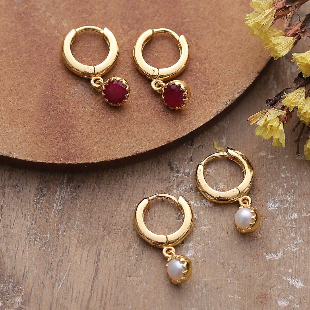 Set of 2 Gold-Plated Dangle Earrings with Ruby or Pearls - Romance & Sea