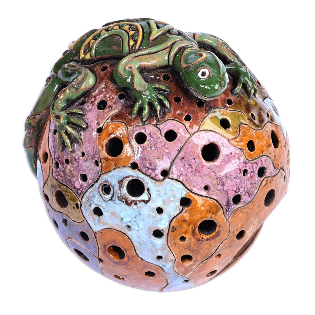 Handcrafted Painted Lizard-Themed Ceramic Tealight Holder - Lizard Mischief