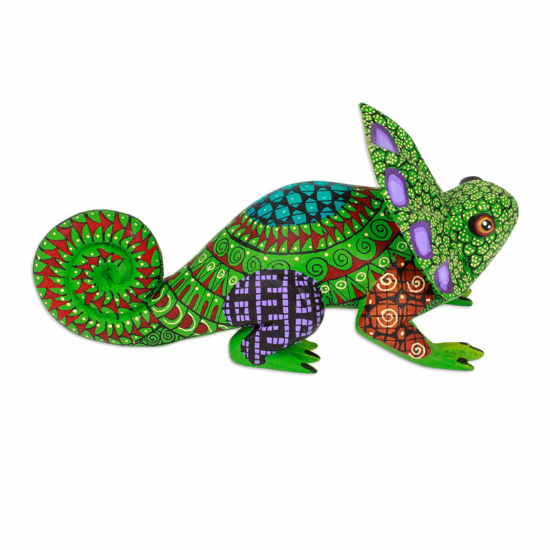 Hand-Painted Green Copal Wood Chameleon Alebrije Figurine - Chameleonic Green