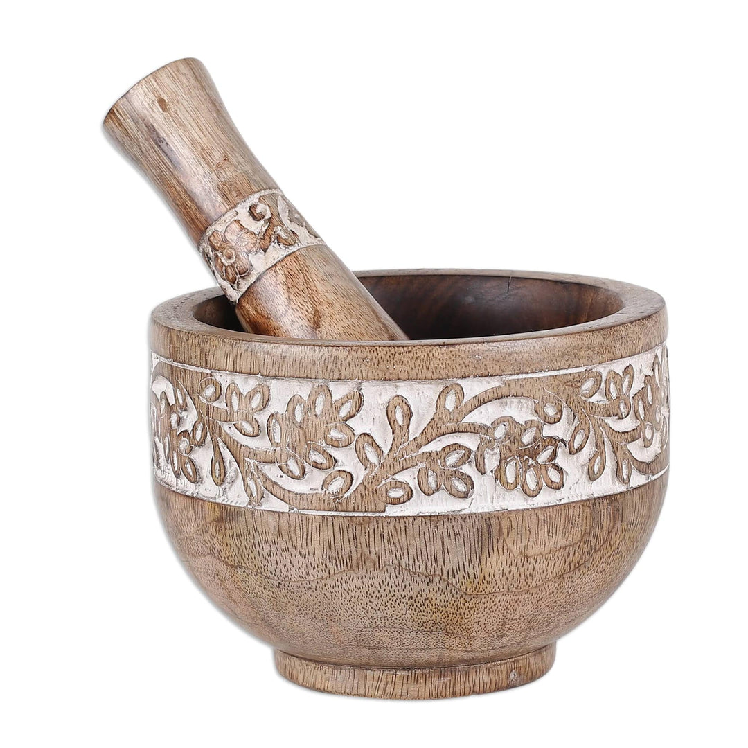 Leaf-Themed Wood Mortar & Pestle Carved and Painted by Hand - Artistic Flavor