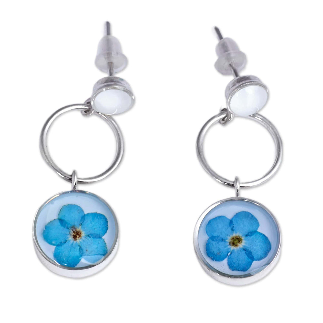 Modern Round Resin-Coated Natural Flower Dangle Earrings - Moments & Memories