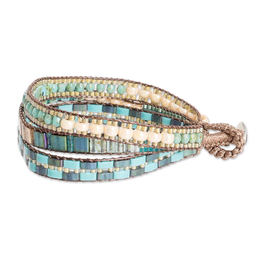 Handmade Turquoise and Green Glass Beaded Wristband Bracelet - Guatemala's Breeze