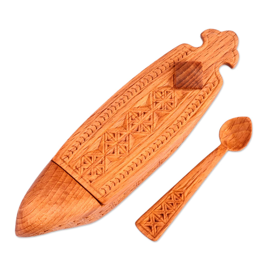 Polished Traditional Bird-Themed Beechwood Condiment Bowl - Distant Flavors