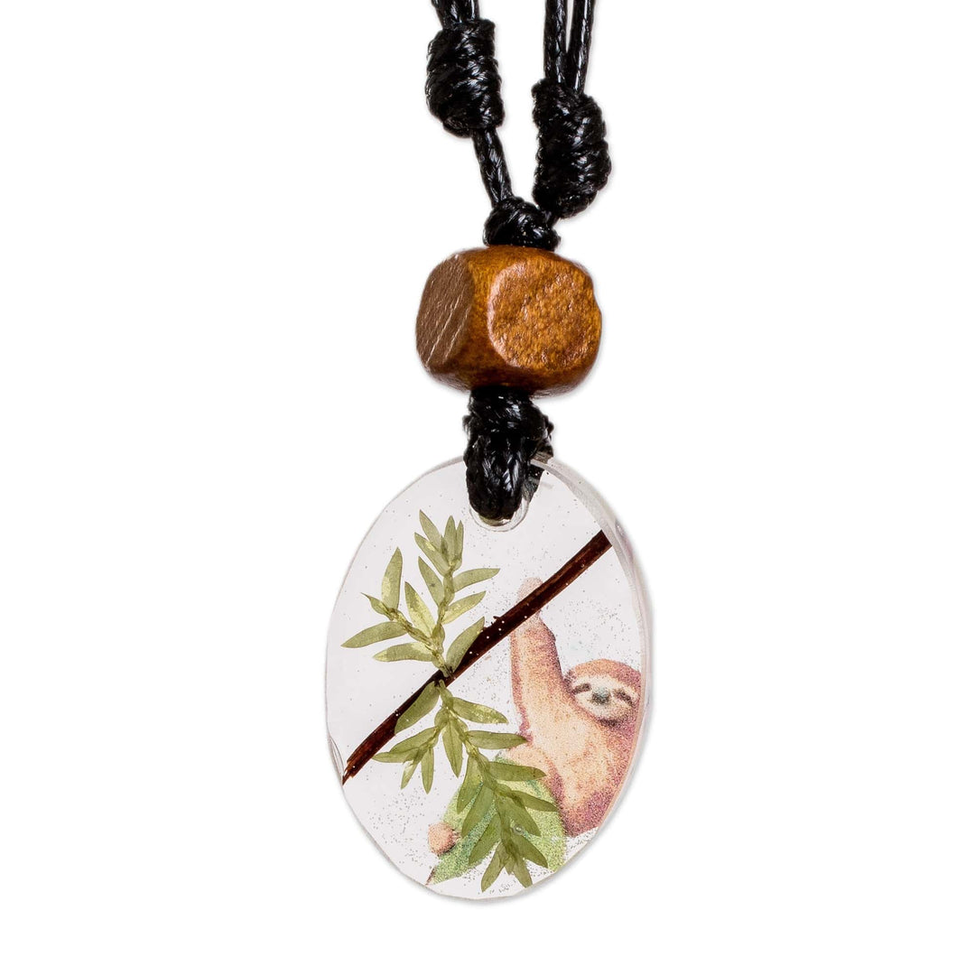 Set of Leafy and Sloth-Themed Necklace and Macrame Bracelet - Gentle Jungle