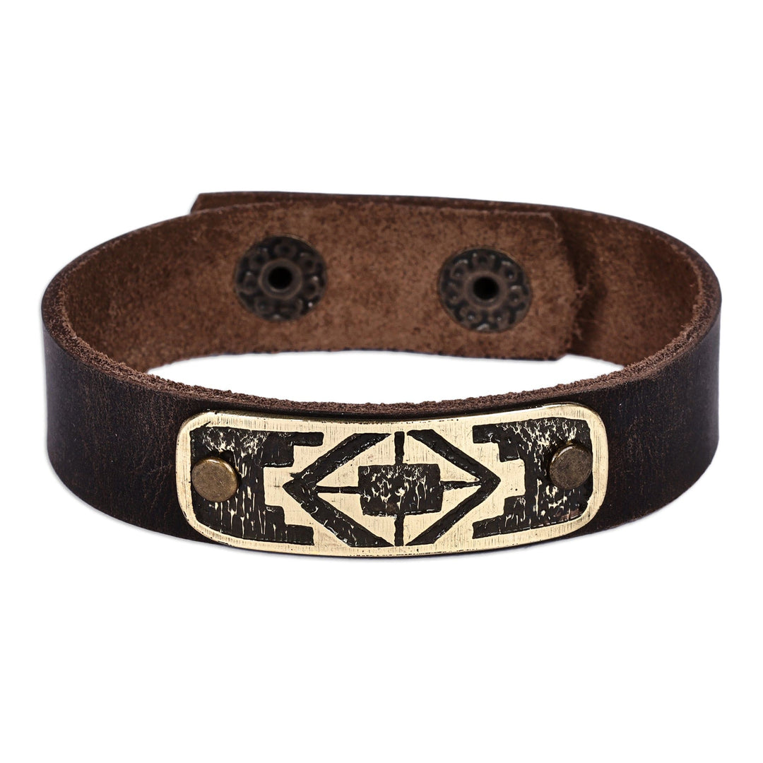 Men's Leather Brass Artsakh Carpet-Inspired Pendant Bracelet - Heritage Tapestry