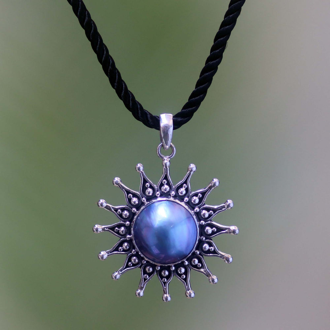 Floral Sterling Silver and Pearl Necklace - Sunflower Blue