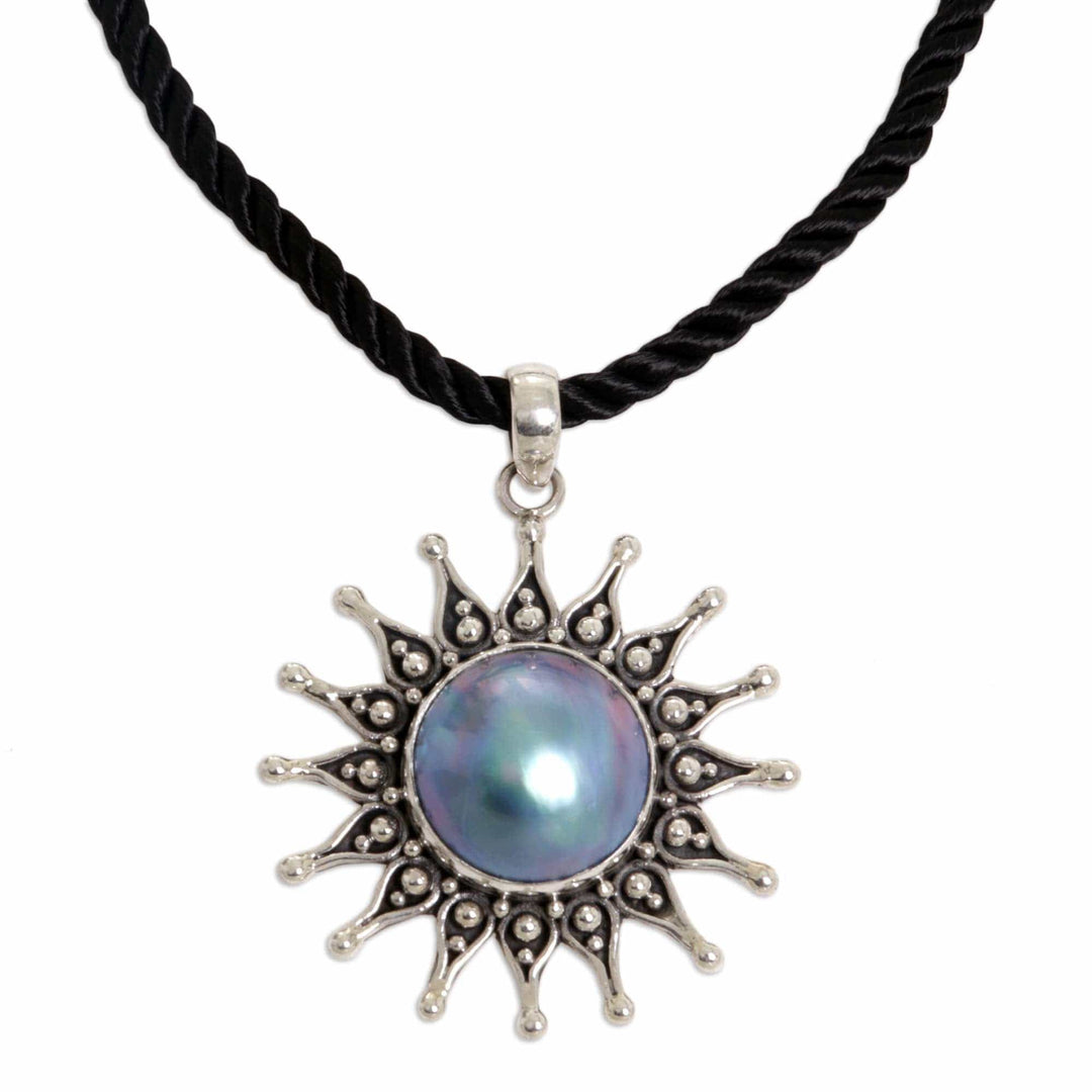 Floral Sterling Silver and Pearl Necklace - Sunflower Blue