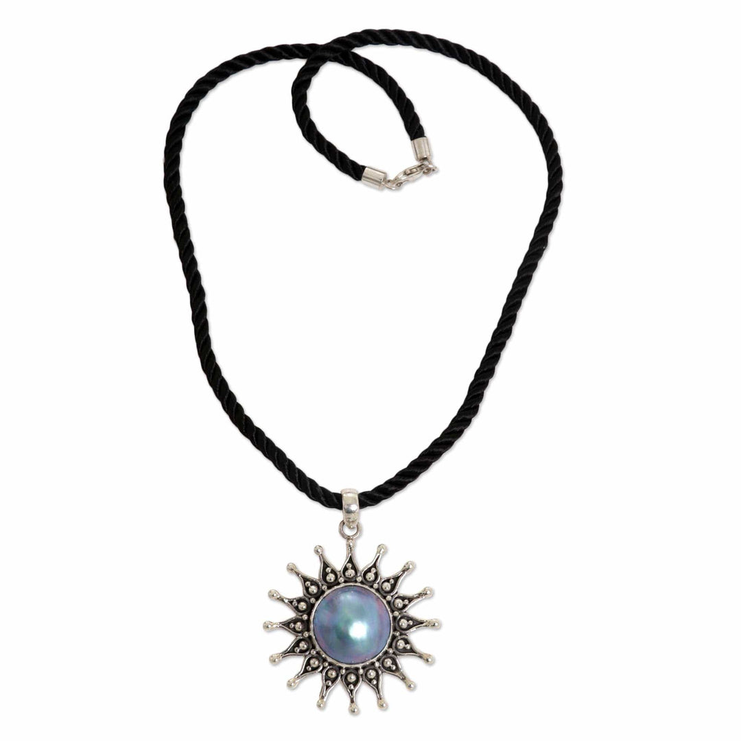 Floral Sterling Silver and Pearl Necklace - Sunflower Blue