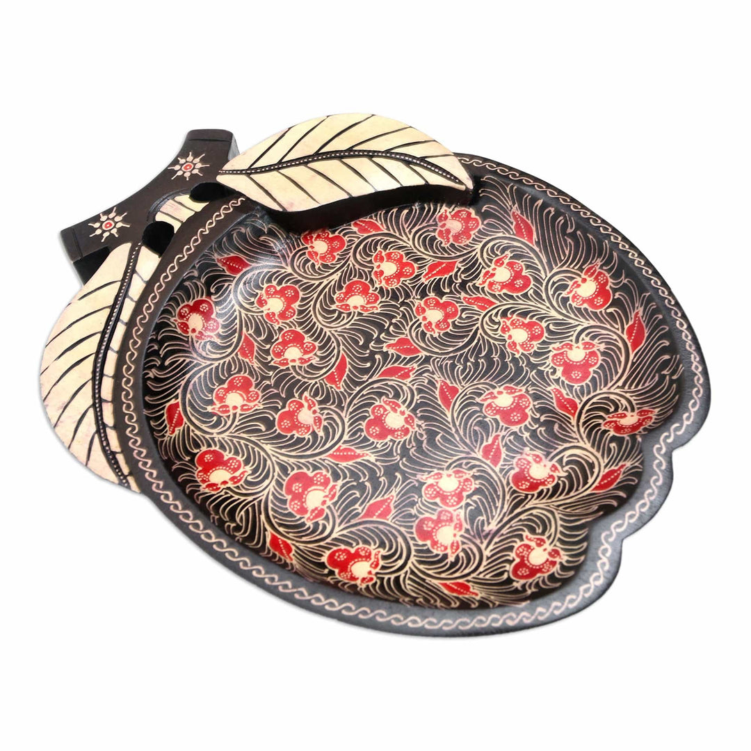 Batik Wood Apple-Shaped Decorative Tray - Lok Chan Apple