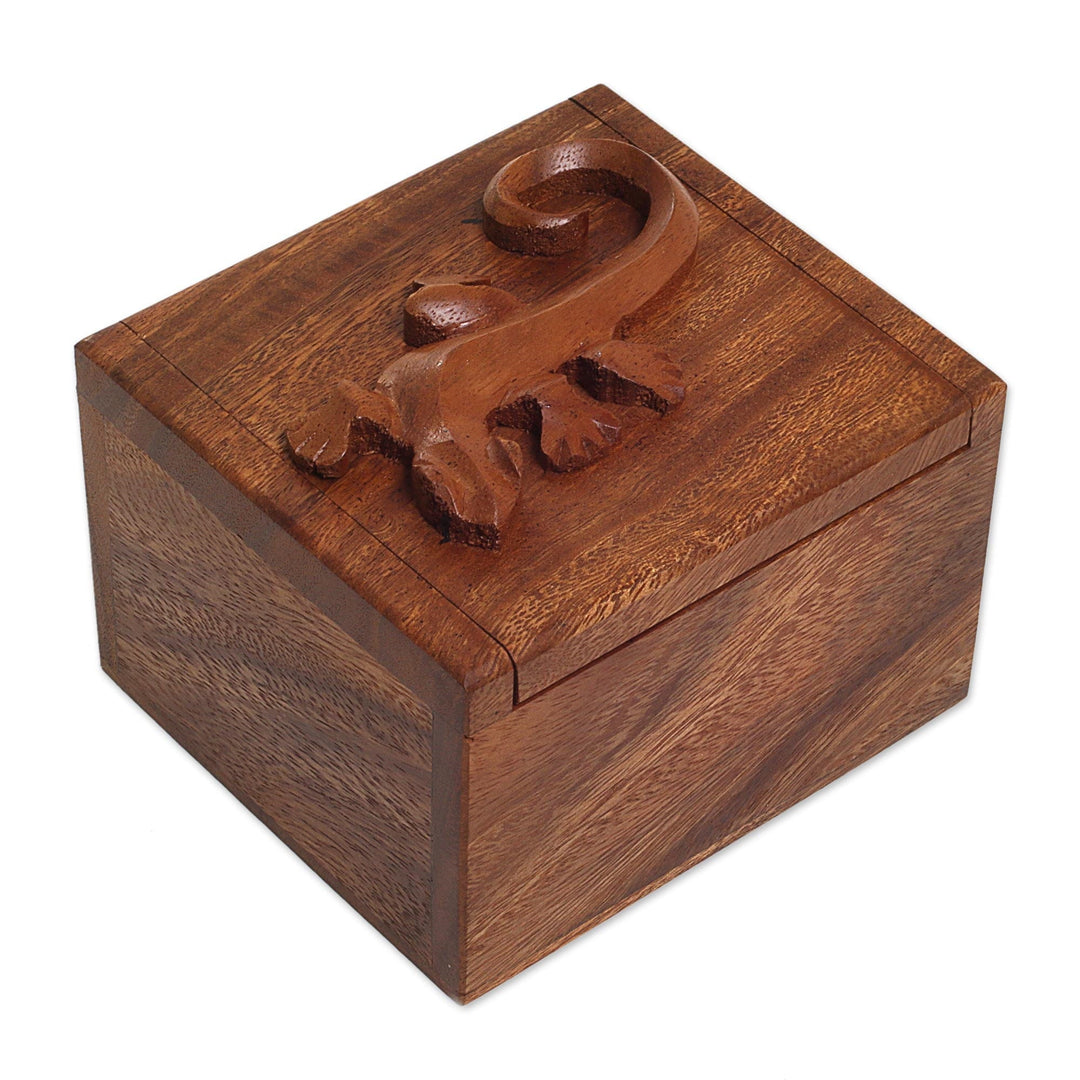 Handcrafted Suar Wood Gecko Decorative Box - Protective Gecko