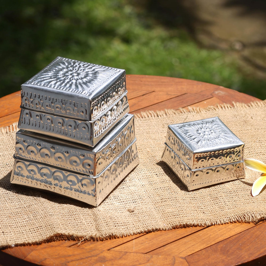 Shimmering Pyramid