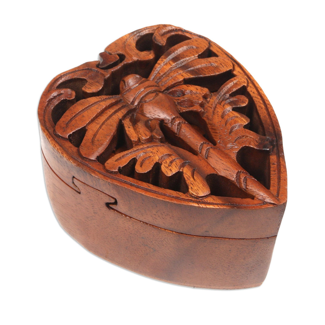 Suar Wood Hand-carved Puzzle Box with Dragonfly Motif - Tenderness of a Dragonfly