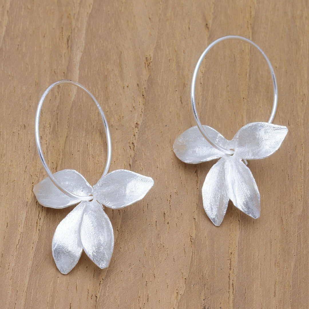 925 Silver Floral Hoop Earrings with A Brushed-Satin Finish - Frosted Petals