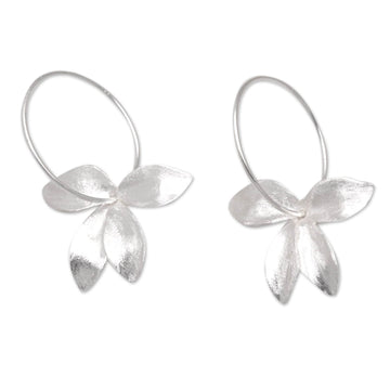 925 Silver Floral Hoop Earrings with A Brushed-Satin Finish - Frosted Petals