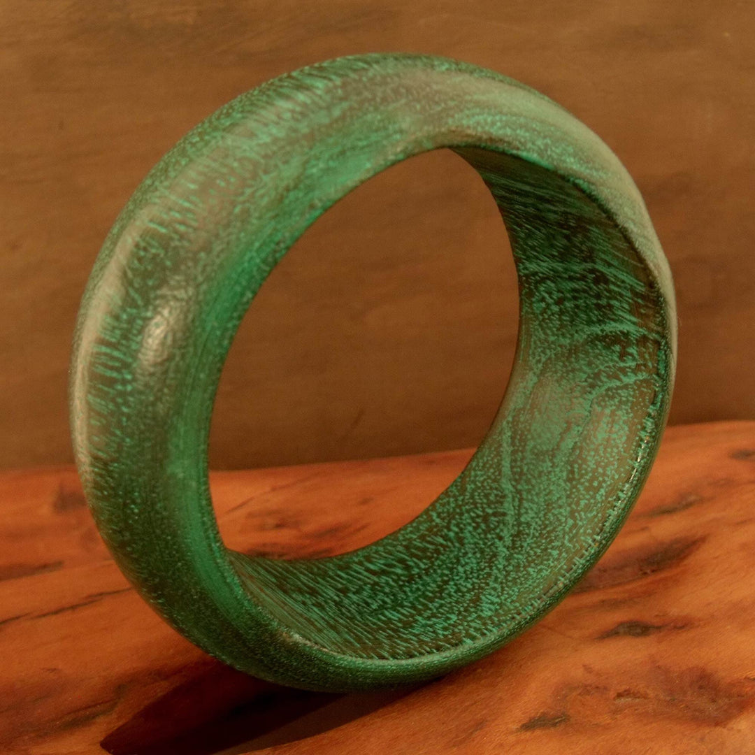Wood bangle bracelet - Green