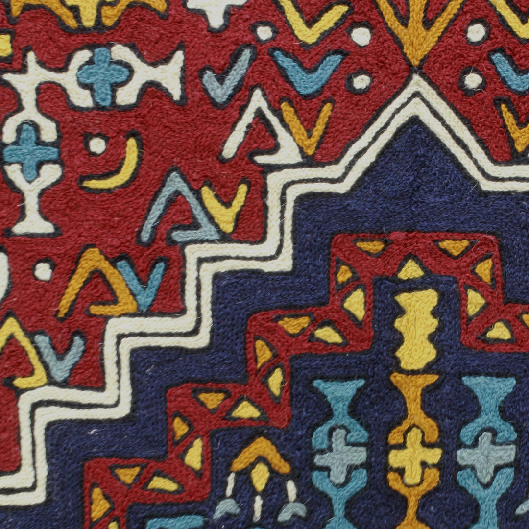 Blue and Burgundy Handcrafted Chain Stitch Wool Rug (3 x 5) - Blue Mughal Palace